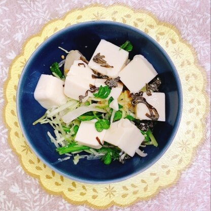 Diamond.kさん♪水菜貝割れ大根で作りました✧˖°お豆腐サラダ健康的なメニューですね ⇡⇡(⸝⸝> ᢦ <⸝⸝)ˎˊ˗